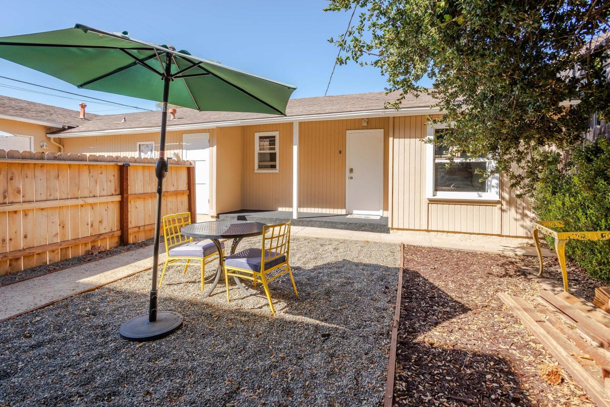 Solvang Bungalow B Exterior photo